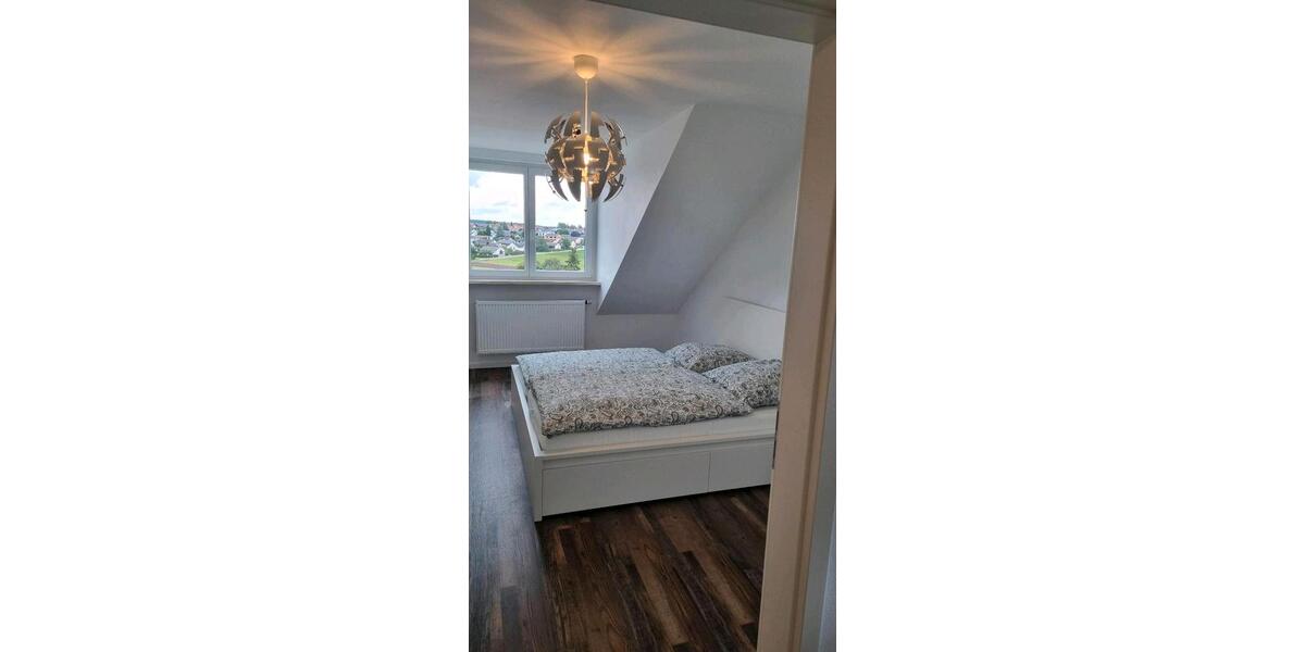 Dachgeschoßwohnung Kösching - 3 Zimmer, 60 m&sup2;, 850&euro; | Angebot:26582312