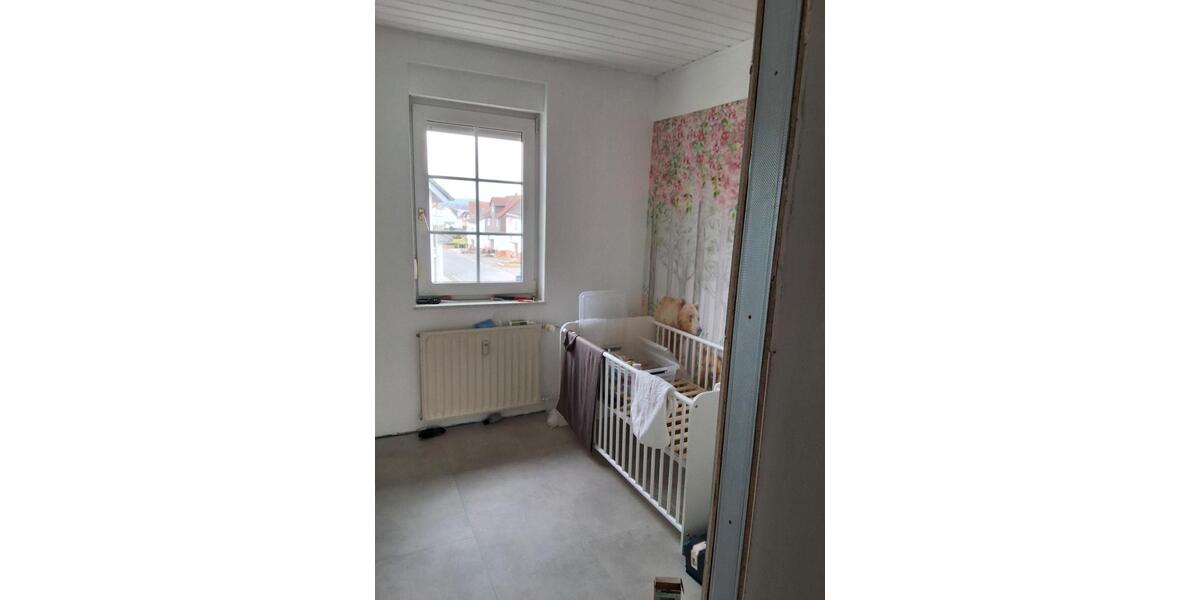 Etagenwohnung Neustadt (Hessen) - 4 Zimmer, 80 m&sup2;, 585&euro; | Angebot:26354946