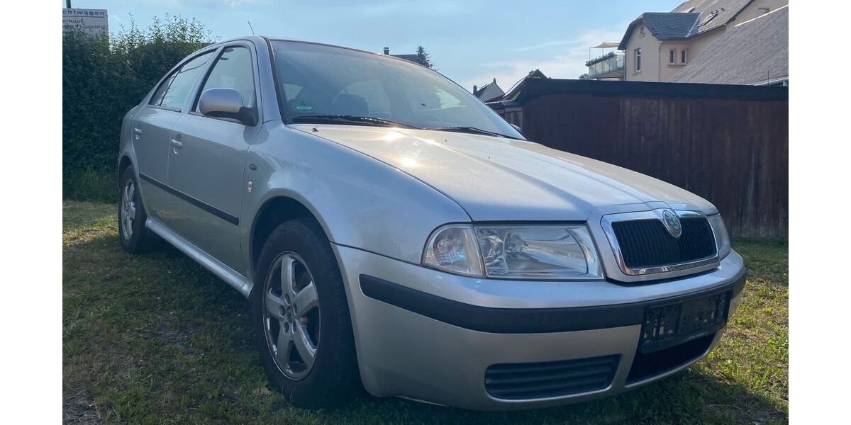 Skoda Octavia 331.500 km 850 &euro; Chemnitz 09119