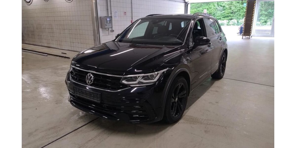 VW Tiguan 92.600 km 30.890 &euro; Braunschweig 38114