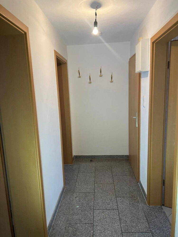 Gemütliche, helle 2 Zimmer Dachgeschoßwohnung, stadtzentral,renoviert und bezugsfertig