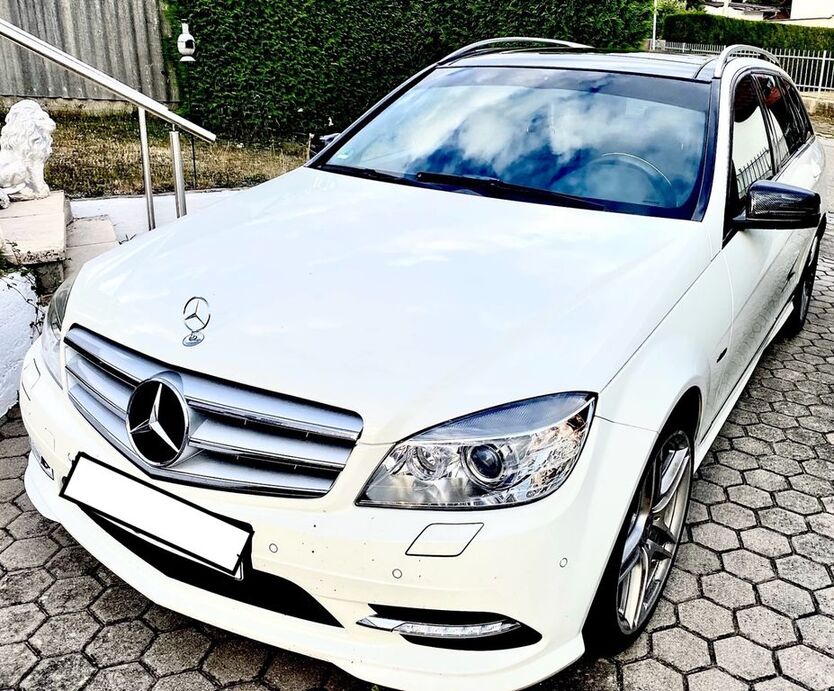 Mercedes-Benz 250 170.000 km 12.920 € Ihrlerstein 93346