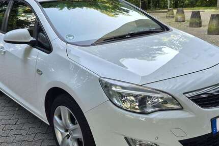 Opel Astra 183.000 km 4.400 € Stuttgart 70599