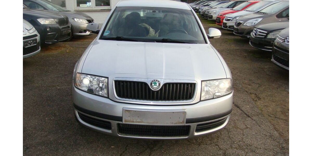 Skoda Superb 261.000 km 1.450 &euro; Erlensee 63526