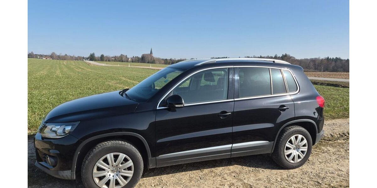VW Tiguan 196.500 km 9.399 &euro; Puchheim 82178