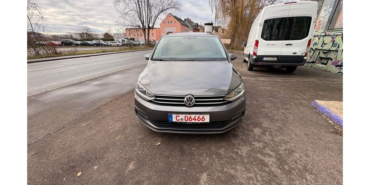 VW Touran 188.000 km 10.500 &euro; Chemnitz 09114