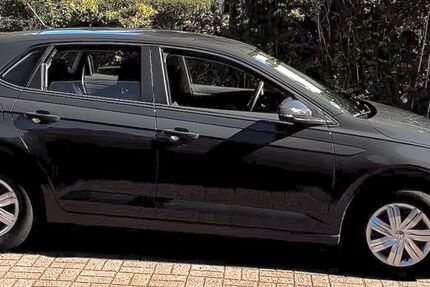 VW Polo 68.000 km 10.000 &euro; Bremerhaven 27572