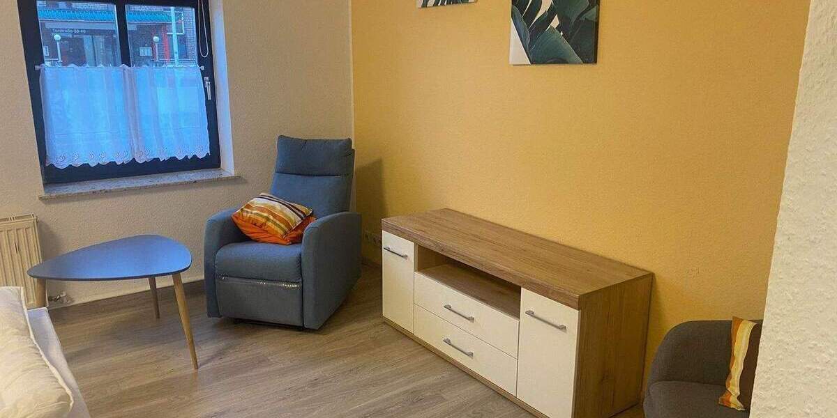 Etagenwohnung Halle (Saale) Innenstadt - 6 Zimmer, 151 m&sup2;, 2.000&euro; | Angebot:26686836