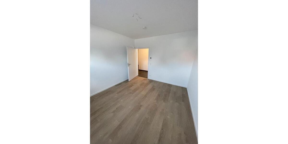 Erdgeschoßwohnung Sassenburg - 3 Zimmer, 116 m&sup2;, 1.200&euro; | Angebot:26343099
