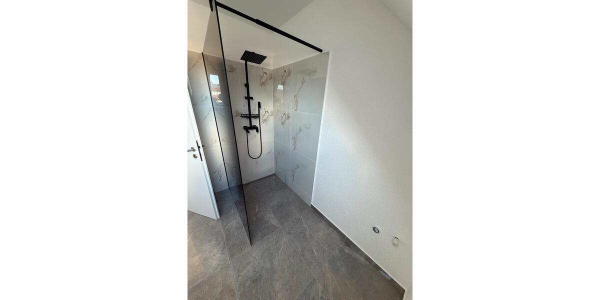 Dachgeschoßwohnung Endingen am Kaiserstuhl - 3 Zimmer, 90 m&sup2;, 1.550&euro; | Angebot:26226392