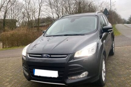 Ford Kuga 292.500 km 8.900 &euro; Stuhr 28816