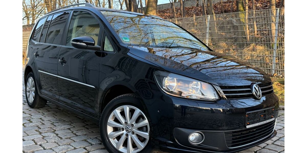 VW Touran 132.150 km 10.990 &euro; Nürnberg 90431
