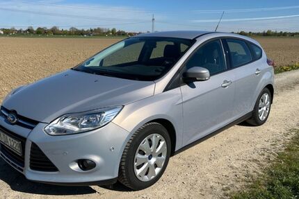 Ford Focus 69.000 km 6.980 &euro; Germering 82110