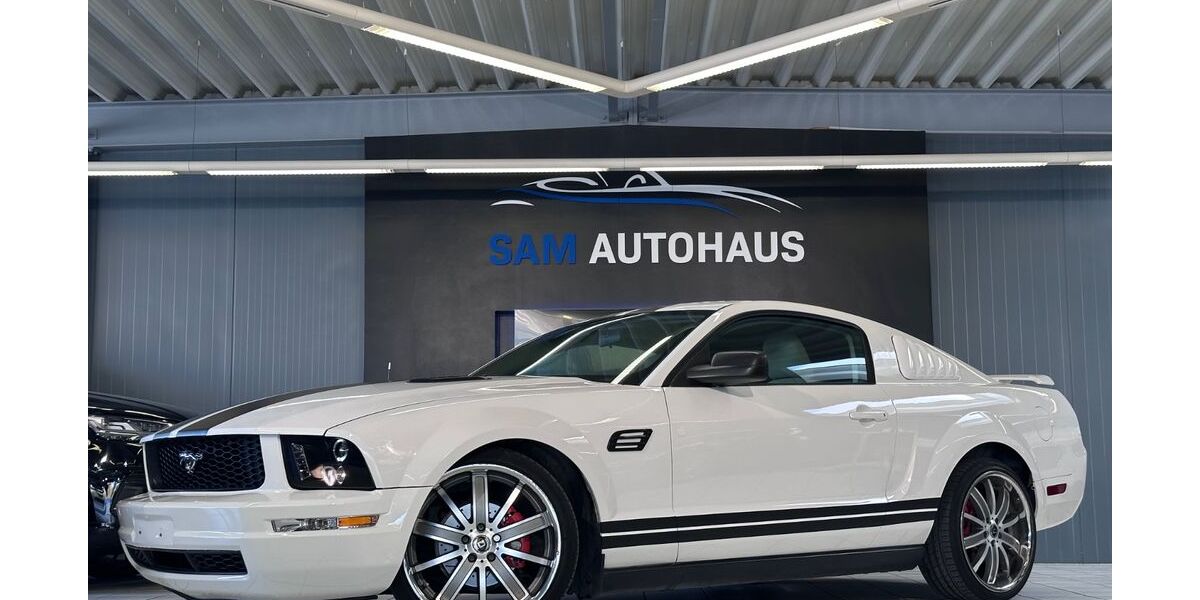 Ford Mustang 164.000 km 9.900 &euro; Wadersloh 59329