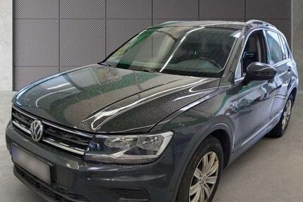 VW Tiguan 255.900 km 14.990 € Vechelde 38159