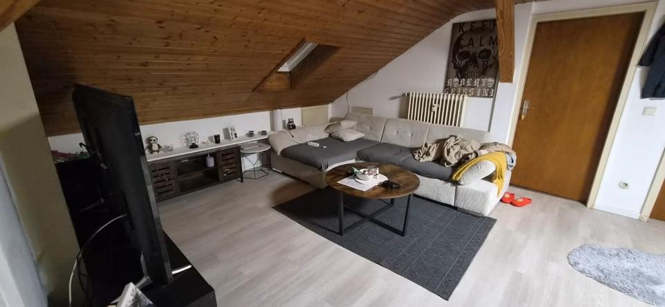 Dachgeschoßwohnung Eberbach - 3 Zimmer, 75 m&sup2;, 700&euro; | Angebot:26348726