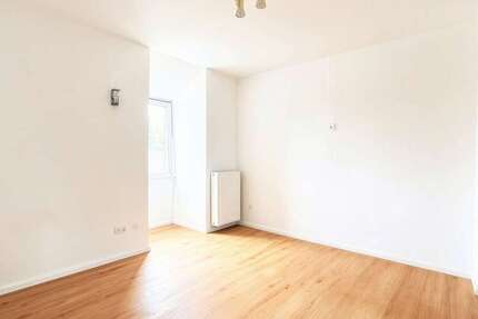 Wohnung Wuppertal Gemarkung Langerfeld - 4 Zimmer, 78 m&sup2;, 900&euro; | Angebot:27008617