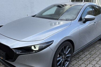 Mazda 3 71.275 km 16.888 &euro; Zwickau 08064