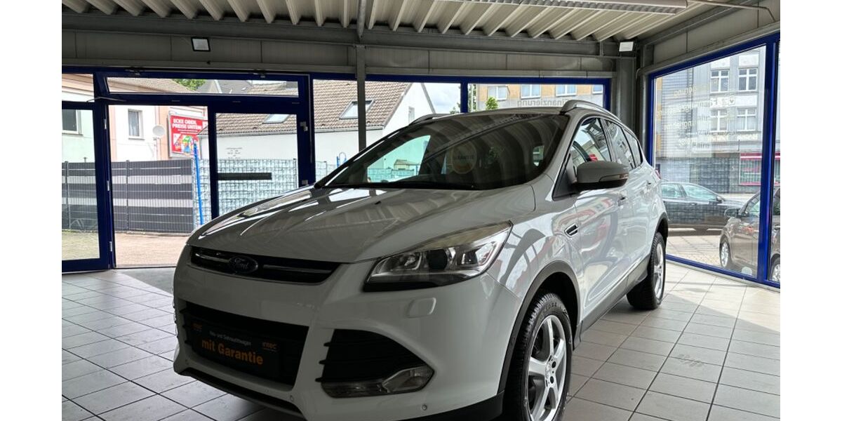 Ford Kuga 86.000 km 10.890 &euro; Bochum 44809