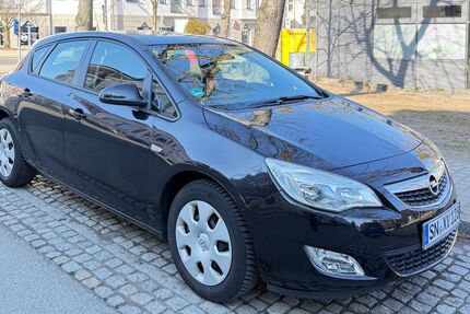 Opel Astra 92.700 km 7.500 &euro; schwerin 19053