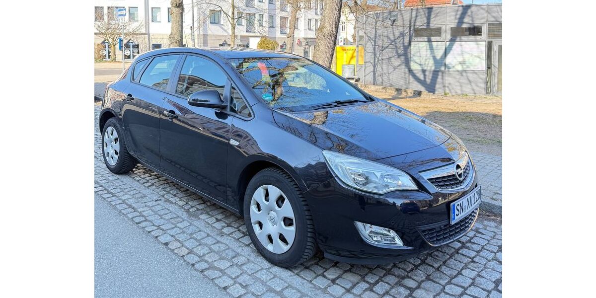 Opel Astra 92.700 km 7.500 &euro; schwerin 19053
