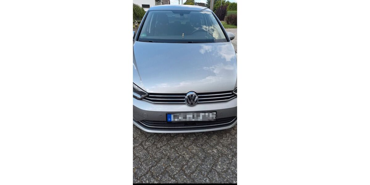 VW Golf Sportsvan 103.000 km 10.200 &euro; Parchim 19370