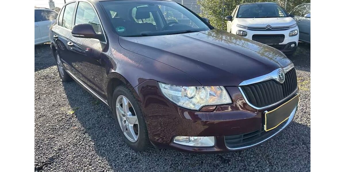 Skoda Superb 210.000 km 3.499 &euro; Berlin 13359