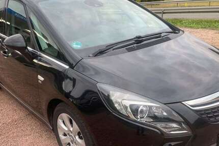 Opel Zafira 143.741 km 7.950 € Ruhla 99842