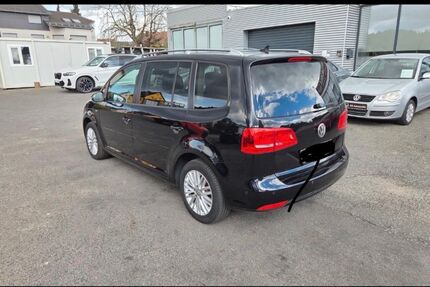 VW Touran 203.000 km 7.000 &euro; Baunatal 34225