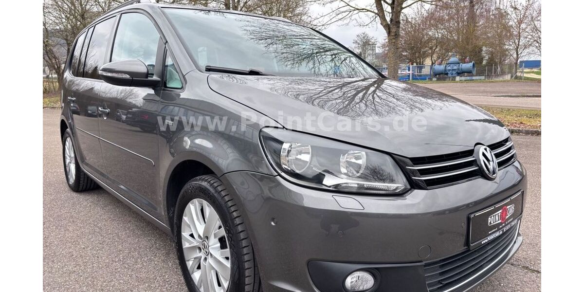 VW Touran 210.000 km 9.990 &euro; Essingen 73457