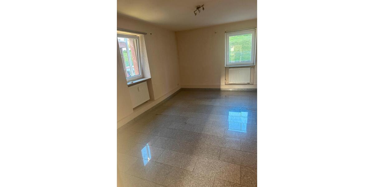Erdgeschoßwohnung Weilbach - 1 Zimmer, 70 m&sup2;, 600&euro; | Angebot:26400714
