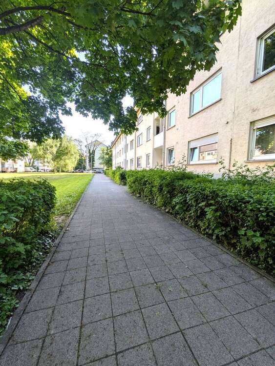 Haus zum Kaufen in Karlsruhe 1.190.000 € 395 m²