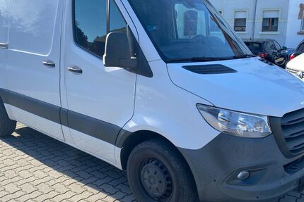 Mercedes-Benz Sprinter 213.890 km 14.590 &euro; Zwickau 08058