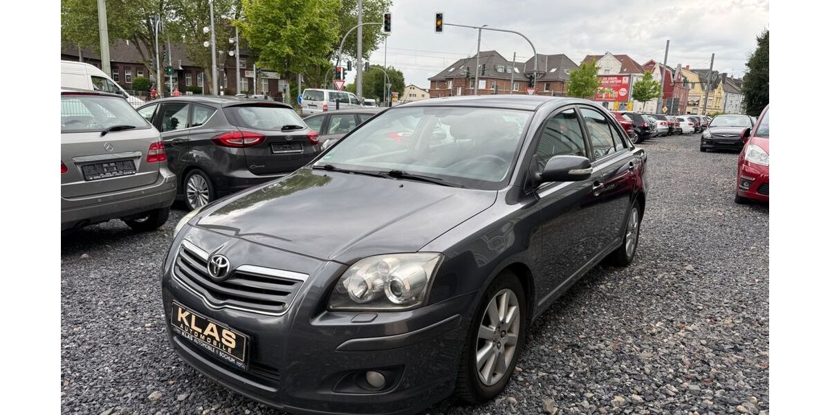 Toyota Avensis 162.700 km 3.500 &euro; Bochum 44866