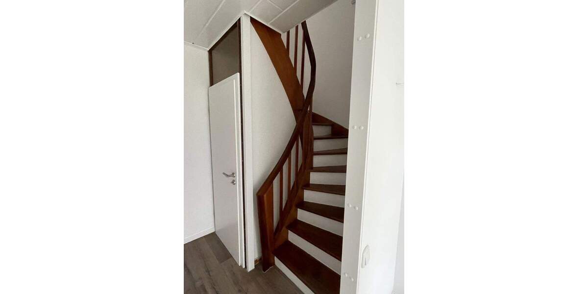 Modernisiertes Mittelreihenhaus in begehrter Lage (reserviert) 4 zimmer