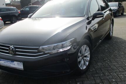 VW Passat Variant 104.000 km 18.980 &euro; Löningen 49624