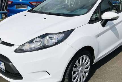 Ford Fiesta 74.050 km 5.555 &euro; Berlin-Buchholz 13127
