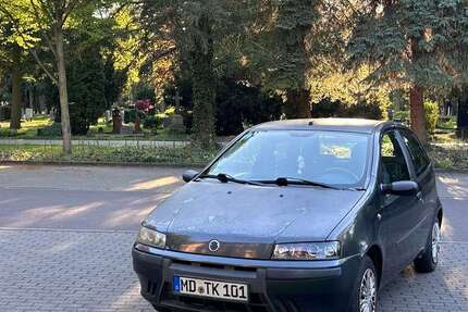 Fiat Punto 150.000 km 1.000 &euro; Magdeburg 39110