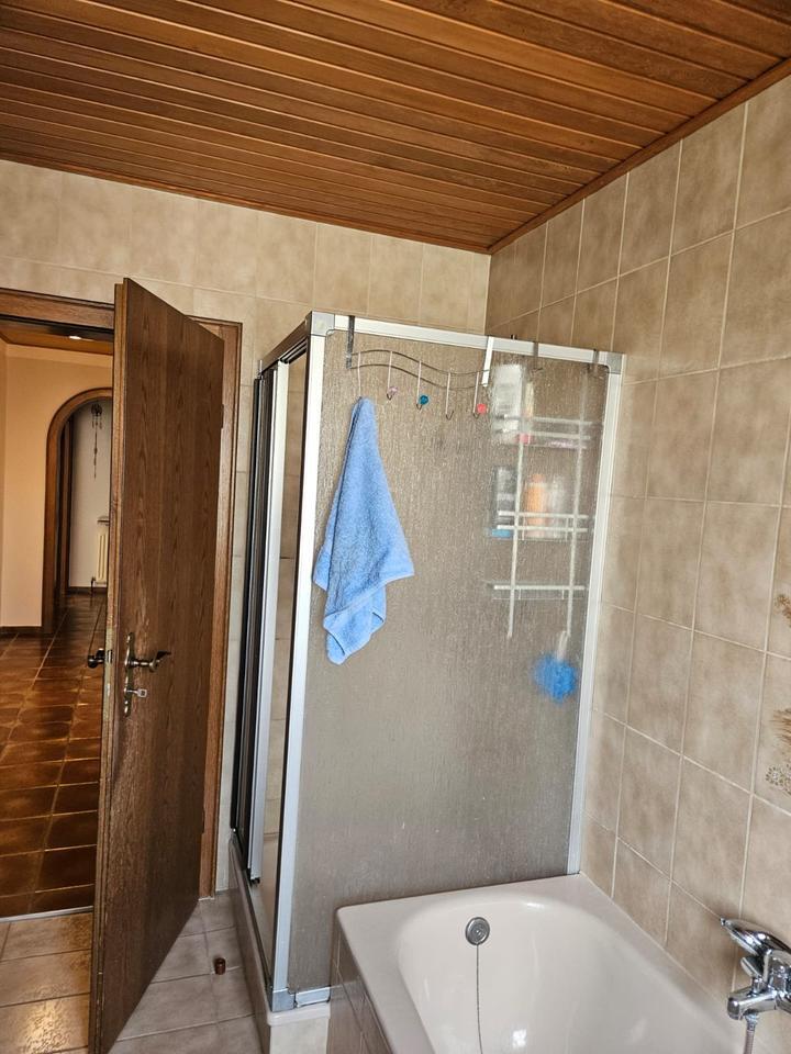 Großzügige Dachgeschoss-Wohnung in Schwandorf (Wattstraße)
