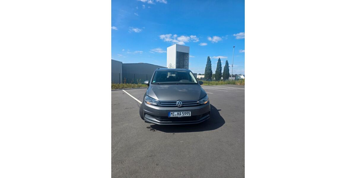VW Touran 125.000 km 13.490 &euro; Petershagen 32469