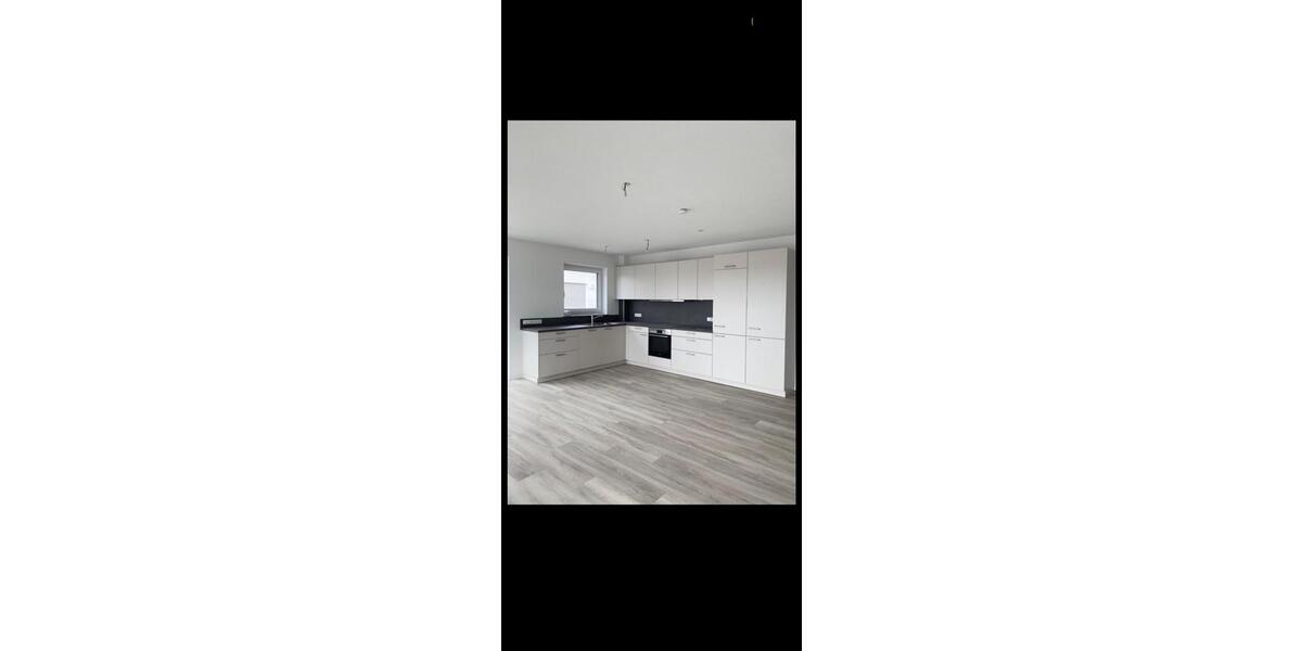 Erdgeschoßwohnung Pfullendorf - 3 Zimmer, 110 m&sup2;, 1.390&euro; | Angebot:25397855