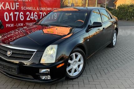 Cadillac STS 133.000 km 5.990 &euro; Berlin 13127