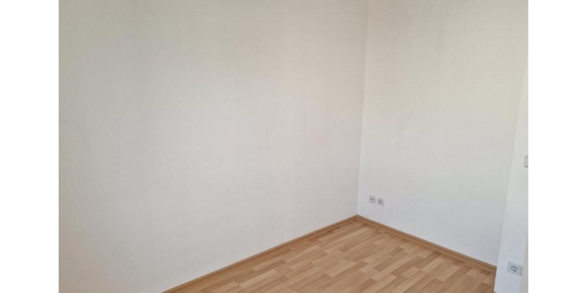 Etagenwohnung Magdeburg Brückfeld - 4 Zimmer, 83 m&sup2;, 166.000&euro; | Angebot:26374809