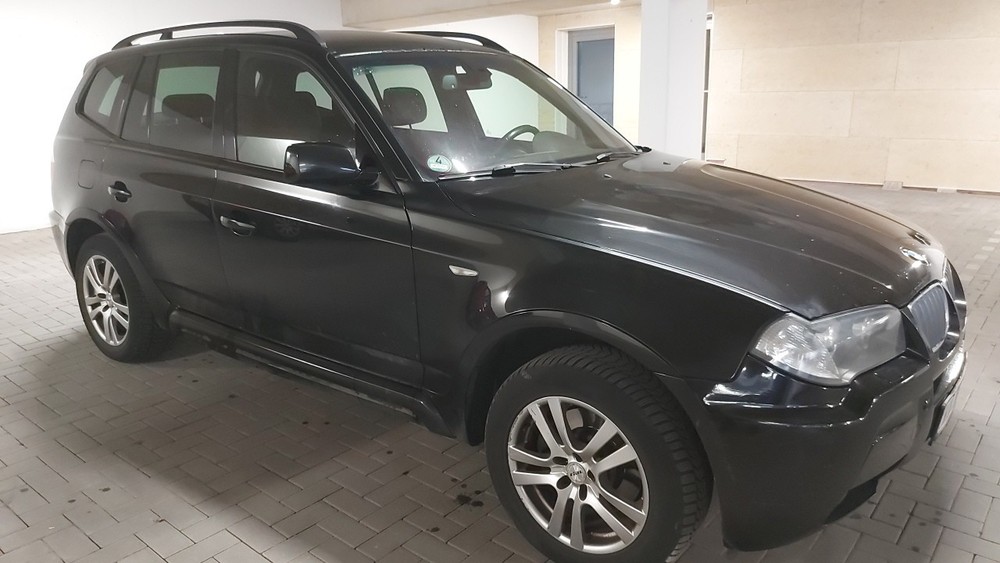 BMW X3 336.700 km 2.300 &euro; Wiesbaden 65183
