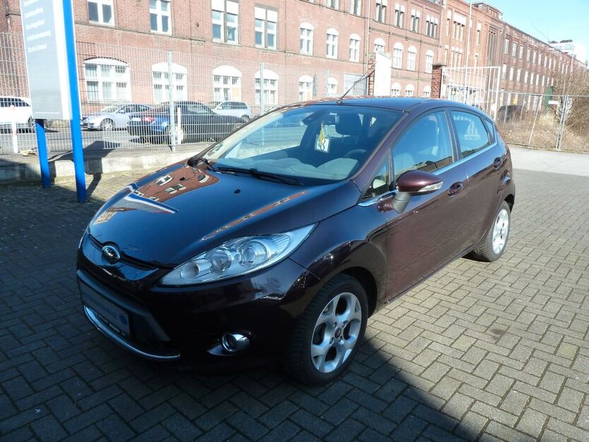 Ford Fiesta 167.313 km 2.300 € Köln 51063