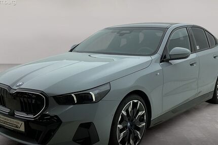 BMW i5 25.147 km 59.910 € Barsbüttel bei Hamburg 22885