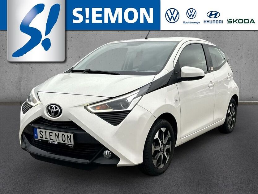 Aygo (X)