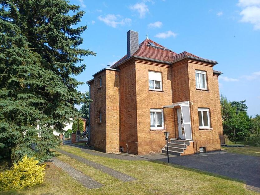 Schönes Klinkerhaus mit großem Garten (provisionsfrei) zimmer