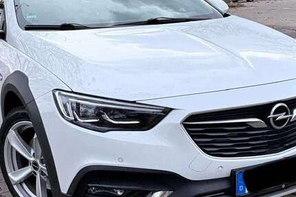 Opel Insignia 107.000 km 18.500 € Mainz 55128