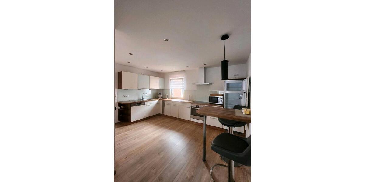 Reihenhaus Eschwege - 4 Zimmer, 120 m&sup2;, 1.200&euro; | Angebot:26703070